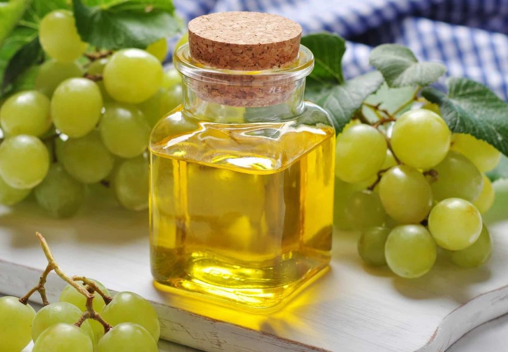 Масло виноградной косточки в косметике: почему стоит купить крем с маслом виноградной косточки